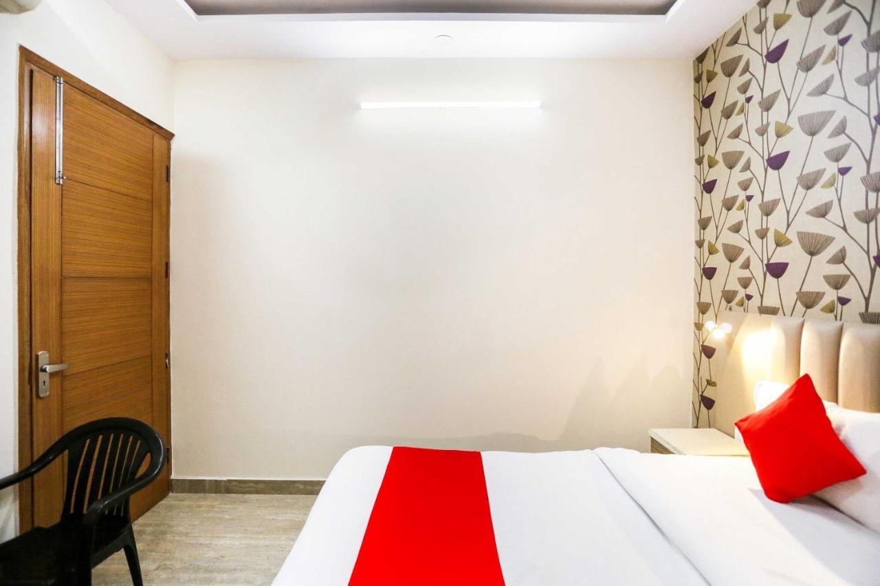Hotel O Hotel Paradise Indraprast Bagian luar foto