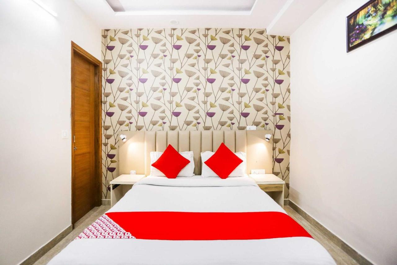 Hotel O Hotel Paradise Indraprast Bagian luar foto