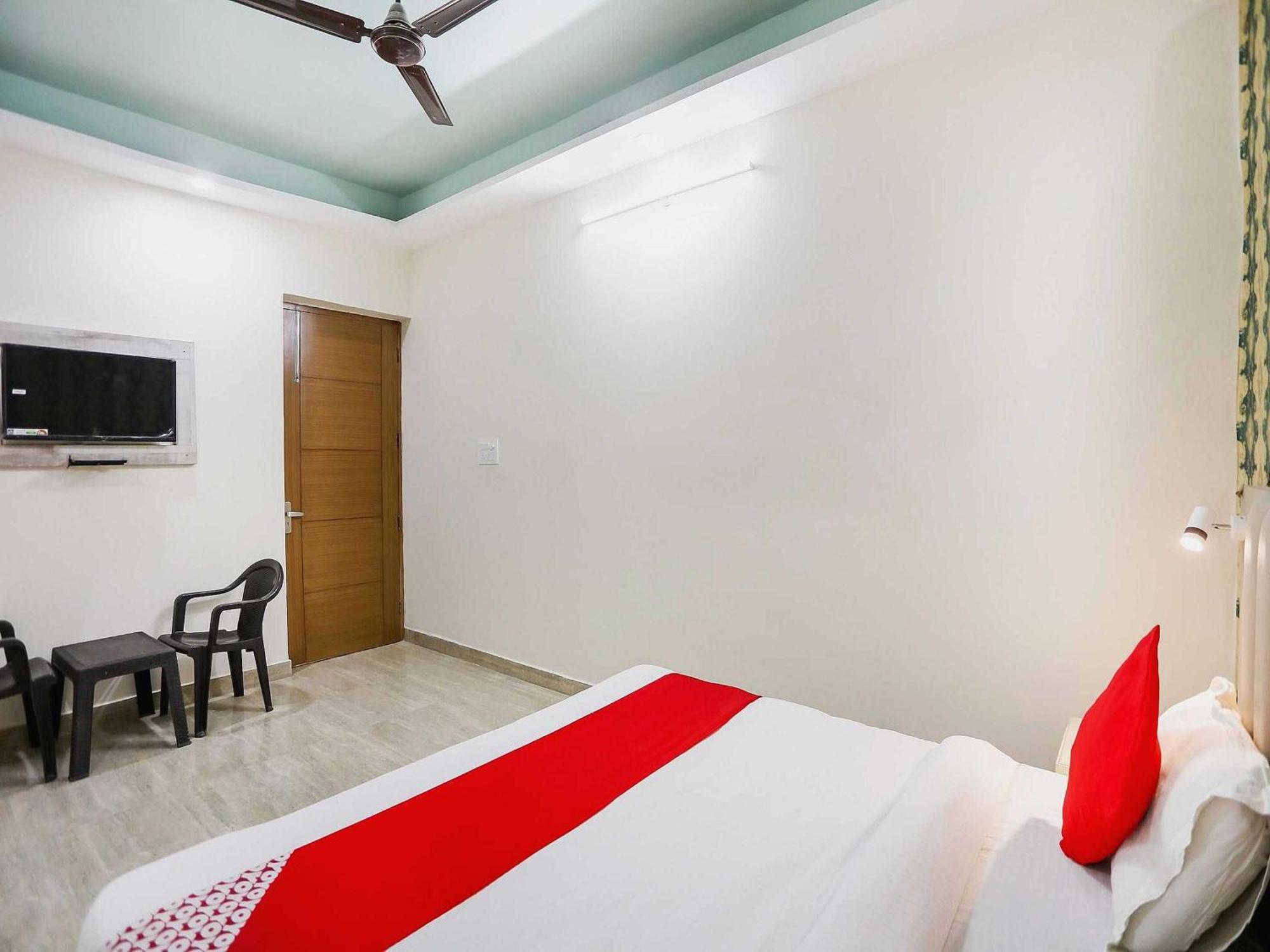 Hotel O Hotel Paradise Indraprast Bagian luar foto
