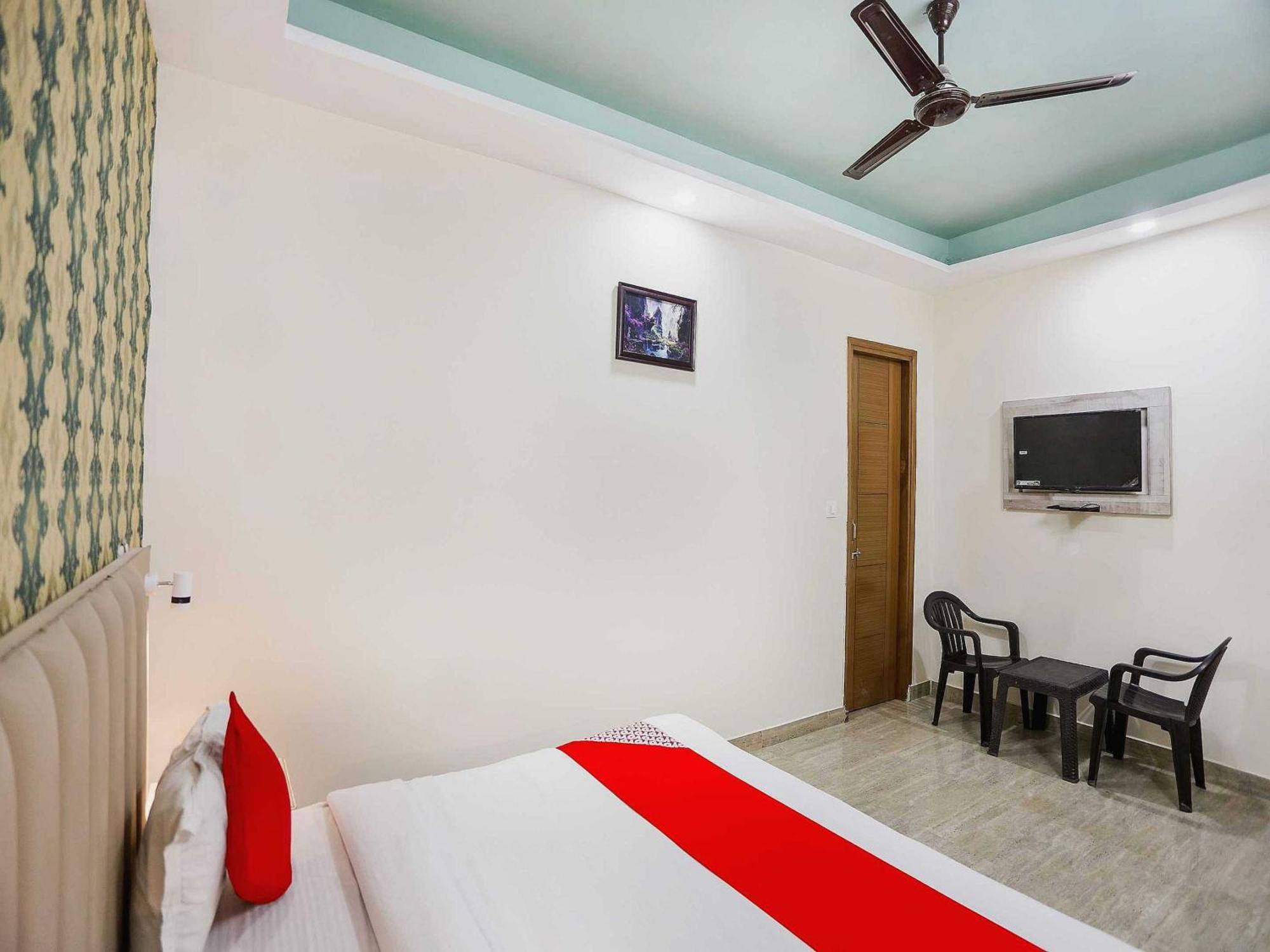 Hotel O Hotel Paradise Indraprast Bagian luar foto