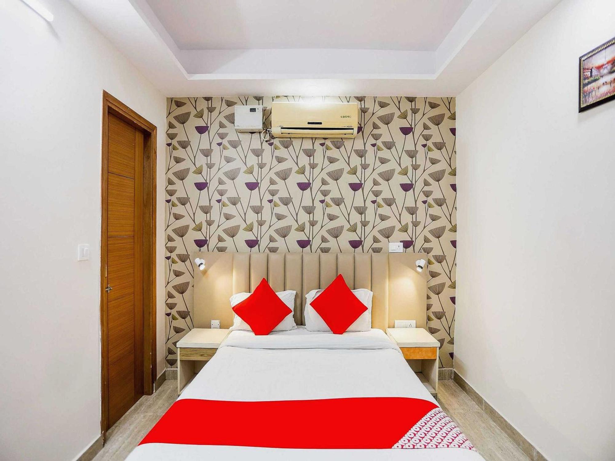 Hotel O Hotel Paradise Indraprast Bagian luar foto