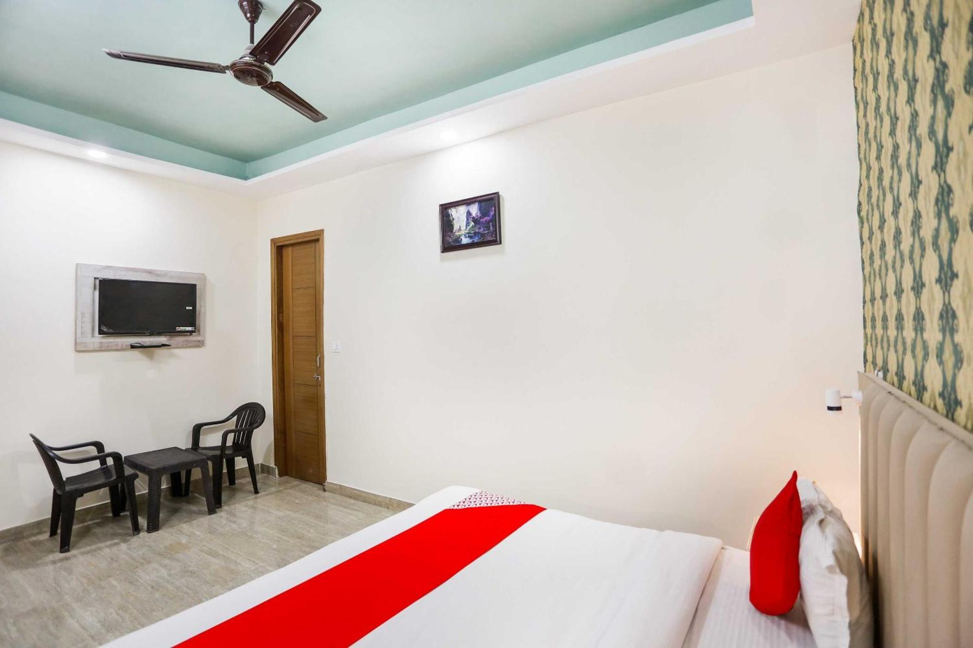 Hotel O Hotel Paradise Indraprast Bagian luar foto