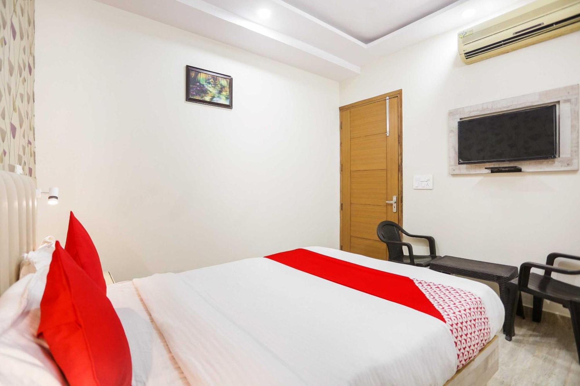 Hotel O Hotel Paradise Indraprast Bagian luar foto